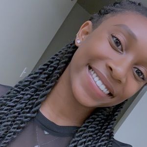 Meet your Posher, Cybill